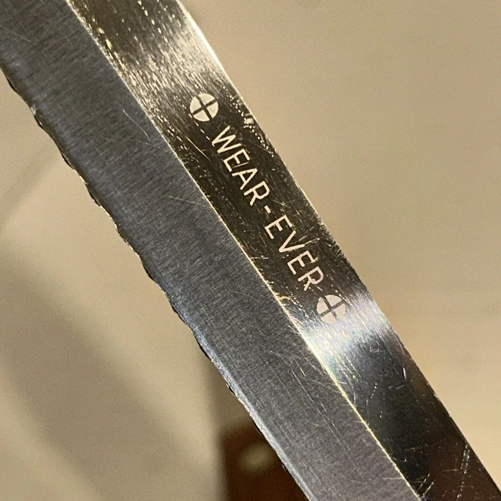 2 Vintage Wear-Ever Professional 10